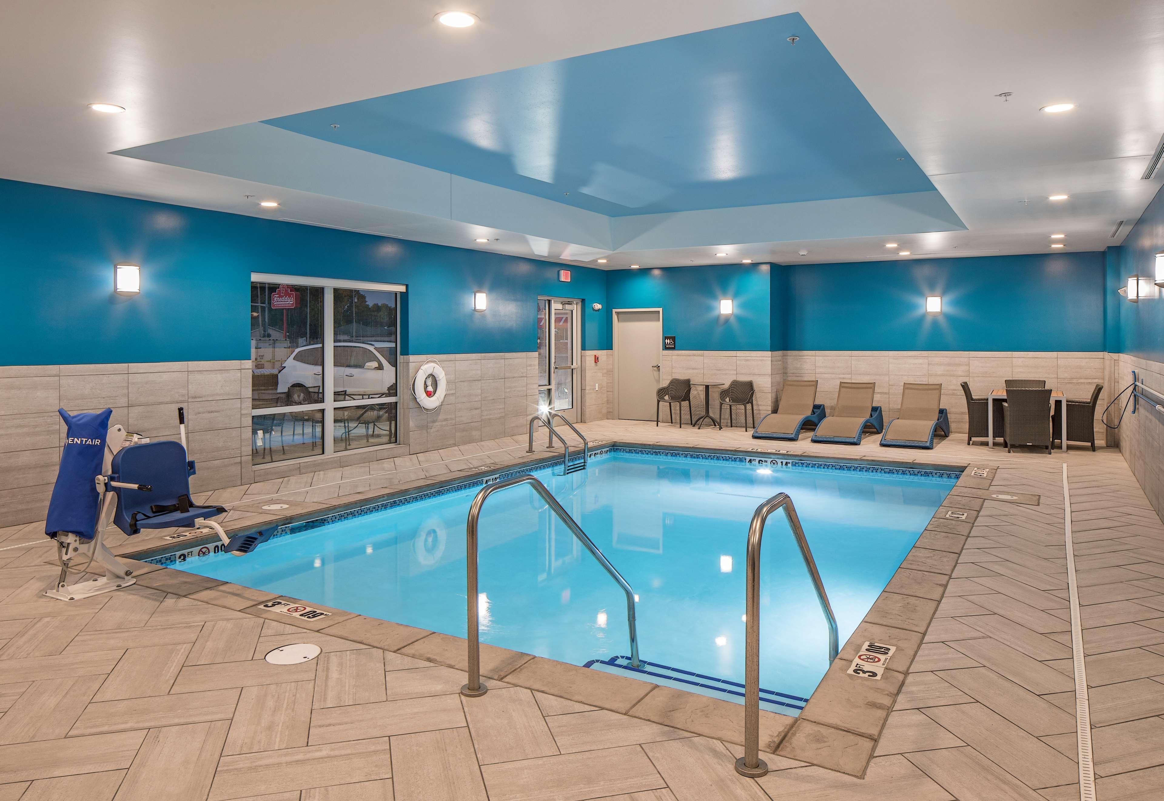 Hampton Inn Columbus Exterior foto
